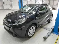 Gebraucht Toyota Aygo 72 PS (52 kW) 2023 Weiß Kleinwagen
