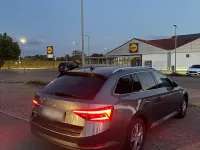Gebraucht Skoda Superb Style 150 PS (110 kW) 2022 Grau Kombi