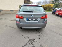 Gebraucht BMW 520 184 PS (135 kW) 2011 Grau Kombi