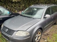 Gebraucht VW Passat 180 PS (132 kW) 2003 Grau Kombi
