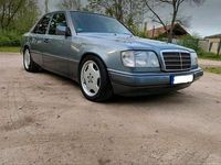 Gebraucht Mercedes E300 220 PS (161 kW) 1992 Grau Limousine