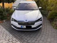 Gebraucht Skoda Superb Style 150 PS (110 kW) 2024 Weiß Kombi