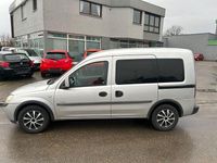 Gebraucht Opel Combo 87 PS (63 kW) 2002 Silber Van / Kleinbus