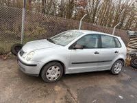 Second-hand VW Polo 54 CP (39 kW) 2004 Argintiu Hatchback