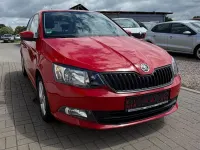Gebraucht Skoda Fabia Active 90 PS (66 kW) 2015 Rot Limousine
