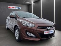 Gebraucht Hyundai i30 Trend 99 PS (72 kW) 2013 Braun Limousine