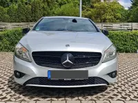 Gebraucht Mercedes A180 Style 122 PS (89 kW) 2015 Silber Kleinwagen