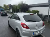 Używany Opel Corsa Innovation 69 KM (50 kW) 2011 Srebrny Hatchback
