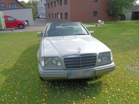 Gebraucht Mercedes E200 136 PS (100 kW) 1997 Silber Cabrio