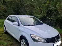 Gebraucht Kia Ceed Attract 90 PS (66 kW) 2011 Kleinwagen