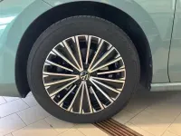 Gebraucht VW Passat Elegance 150 PS (110 kW) 2024 Blau Kombi