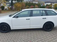 Gebraucht Skoda Octavia Active 90 PS (66 kW) 2015 Weiß Kombi