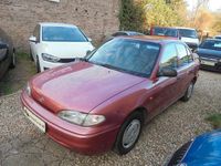 Gebraucht Hyundai Accent GLS 75 PS (55 kW) 1995 Rot Limousine