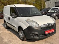 Usado Opel Combo 90 HP (66 kW) 2016 Branco Monovolume