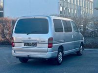Gebraucht Toyota HiAce 117 PS (86 kW) 2006 Silber Van / Kleinbus