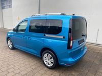 Neu VW Caddy R 122 PS (89 kW) 2025 Blau Van / Kleinbus