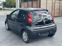 Gebraucht Peugeot 107 Active 68 PS (50 kW) 2013 Noir caldera Kleinwagen