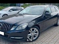 Gebraucht Mercedes E220 Avantgarde 170 PS (125 kW) 2012 Schwarz Limousine
