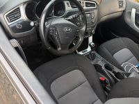 Second-hand Kia Ceed 99 CP (72 kW) 2015 Negru Hatchback