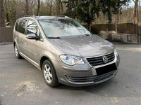 Gebraucht VW Touran 105 PS (77 kW) 2009 Grau Van / Kleinbus