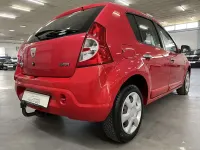 Gebraucht Dacia Sandero Lauréate 87 PS (63 kW) 2008 Rot passion Kleinwagen