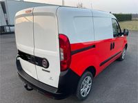 Gebraucht Fiat Doblò 95 PS (69 kW) 2018 Weiß Van / Kleinbus