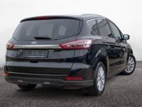 Gebraucht Ford S-MAX Titanium 160 PS (117 kW) 2018 Schwarz Van / Kleinbus
