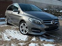 Gebraucht Mercedes B180 122 PS (89 kW) 2015 Schwarz Van / Kleinbus