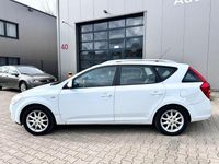 Gebraucht Kia Ceed Sportswagon EX 126 PS (92 kW) 2008 Weiß Kombi