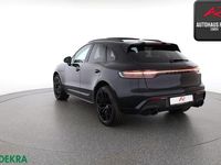 Gebraucht Porsche Macan GTS 441 PS (324 kW) 2022 Tiefschwarz SUV