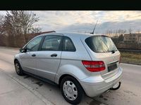 Gebraucht Mercedes B170 115 PS (84 kW) 2005 Silber Van / Kleinbus