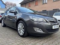 Gebraucht Opel Astra 110 PS (80 kW) 2012 Grau Limousine
