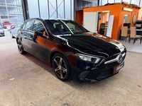 Gebraucht Mercedes A180 136 PS (100 kW) 2019 Schwarz Limousine