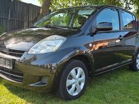 Gebraucht Daihatsu Sirion 69 PS (50 kW) 2008 Schwarz Kleinwagen