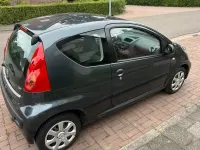 Gebraucht Peugeot 107 67 PS (49 kW) 2010 Grau Kleinwagen