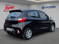Gebraucht Hyundai i10 Select 63 PS (46 kW) 2024 Phantom black / met Kleinwagen