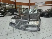 Gebraucht Mercedes E220 Sportline 150 PS (110 kW) 1994 Schwarz Cabrio