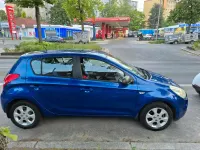 Gebraucht Hyundai i20 Style 101 PS (74 kW) 2009 Blau Kleinwagen