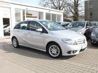 Gebraucht Mercedes B200 156 PS (114 kW) 2012 Silber Van / Kleinbus