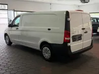 Gebraucht Mercedes Vito 163 PS (119 kW) 2021 Arktikweiss Van