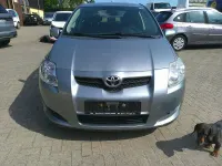 Gebraucht Toyota Auris Team 126 PS (92 kW) 2008 Silber Kleinwagen