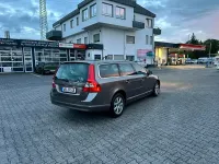Używany Volvo V70 163 KM (119 kW) 2011 Złoty Kombi