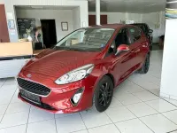 Gebraucht Ford Fiesta Trend 101 PS (74 kW) 2017 Rot Kleinwagen