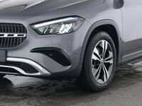 Gebraucht Mercedes GLA200 163 PS (119 kW) 2024 Mountaingrau (metallic) SUV