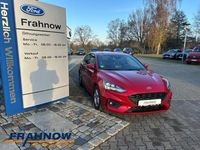 Gebraucht Ford Focus ST-Line 125 PS (91 kW) 2021 Fantastic red tc Limousine