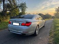 Gebraucht BMW 750 Shadowline 449 PS (330 kW) 2012 Silber Limousine