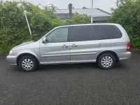 Gebraucht Kia Carnival EX 185 PS (136 kW) 2006 Gold Van / Kleinbus