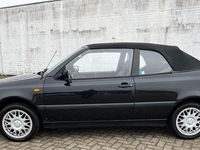 Gebraucht VW Golf Cabriolet 75 PS (55 kW) 2002 Schwarz Cabrio