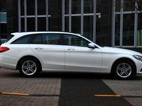 Gebraucht Mercedes C200 136 PS (100 kW) 2016 Weiß Limousine