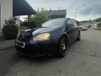 Gebraucht VW Golf V 105 PS (77 kW) 2004 Blau Kleinwagen